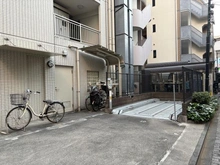 【東京都/杉並区高円寺北】リリーベル高円寺スクエア 駐車場