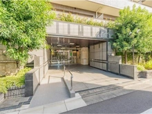 【東京都/中野区松が丘】ファミールヒルズ哲学堂公園 エントランス