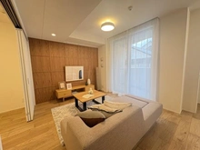 【東京都/中野区中野】中野文園パークハウス リビング：※家具・調度品等は販売価格に含まれておりません