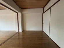 【東京都/中野区東中野】秀和東中野レジデンス 洋室：※建具はついておりません。