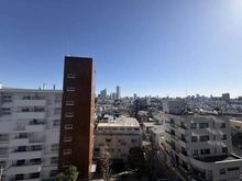 【東京都/中野区南台】クレヴィア中野南台 眺望：バルコニーから