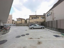 【東京都/中野区中央】新中野マンション 駐車場