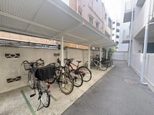 【東京都/中野区本町】新中野サニーハイツ 駐輪場
