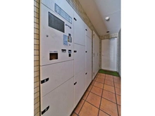 【東京都/中野区若宮】ファミール都立家政 宅配BOX