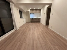 【東京都/中野区本町】アルファホームズ新中野 LDK：約11.3帖