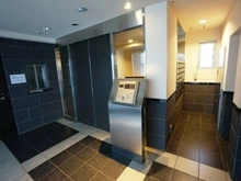 【東京都/中野区中央】ラグジュアリーアパートメント中野坂上 エントランス