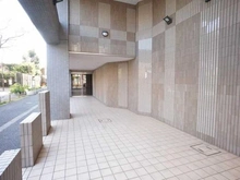 【東京都/中野区中野】ルイシャトレ中野 アプローチ