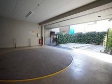 【東京都/中野区中野】ルイシャトレ中野 駐車場