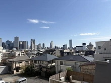 【東京都/中野区本町】ルシール新中野 眺望：バルコニー眺望