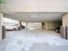 【東京都/杉並区和田】パークハイム中野富士見町 駐車場