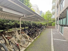 【東京都/中野区中野】レジェンド中野ガーデン 駐輪場