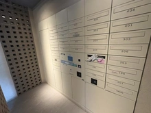 【東京都/中野区本町】ベルジェンド新中野レジデンス メールボックス・宅配ボックス