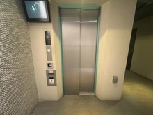 【東京都/中野区本町】ベルジェンド新中野レジデンス エレベーター