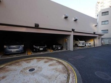 【東京都/中野区本町】アーバンビュー中野 駐車場