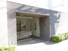 【東京都/杉並区和田】ベルアルシェ東高円寺 エントランス