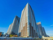 【東京都/中央区勝どき】THE TOKYO TOWERS MID TOWER 外観：写真中央