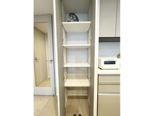 【東京都/中央区勝どき】勝どきザ・タワー 収納：キッチン横