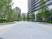 【東京都/中央区晴海】HARUMI FLAG SUN VILLAGE T棟　SKYDUO 敷地内