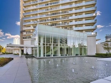 【東京都/中央区晴海】ザ・パークハウス晴海タワーズ ティアロレジデンス エントランス：1階ウォーターガーデン