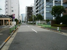 【東京都/中央区勝どき】ルミネ東京ベイフロント 前面道路