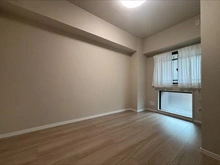 【東京都/中野区江古田】メイツ哲学堂公園 洋室：約5.0帖