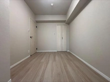 【東京都/中野区江古田】メイツ哲学堂公園 洋室：約5.0帖