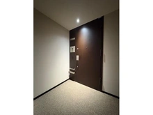 【東京都/港区南麻布】グランスイート広尾 玄関