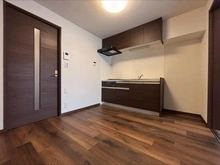 【東京都/港区西麻布】麻布霞町マンション ダイニングキッチン