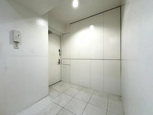 【東京都/渋谷区神宮前】ビラ・グロリア 玄関