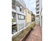 【東京都/渋谷区神宮前】ビラ・グロリア バルコニー