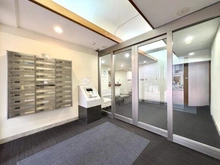 【東京都/渋谷区神宮前】ビラ・グロリア エントランス