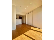 【東京都/港区六本木】クローバー六本木 リビング・ダイニング