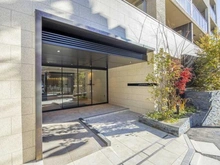 【東京都/渋谷区千駄ヶ谷】オープンレジデンシア北参道ザ・ハウス アプローチ