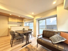 【東京都/港区西麻布】クラウン西麻布 リビング・ダイニング：※家具・調度品等は販売価格に含まれておりません