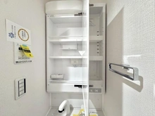 【東京都/港区六本木】六本木アーバンレックス 収納（洗面所）