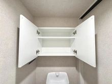 【東京都/港区六本木】六本木アーバンレックス 収納（トイレ）