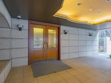 【東京都/港区赤坂】ヴェーゼント赤坂新坂 エントランス