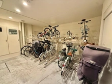 【東京都/港区南麻布】アトラス南麻布 駐輪場