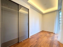 【東京都/港区六本木】ロイヤルシーズン六本木 洋室（約5.8帖）