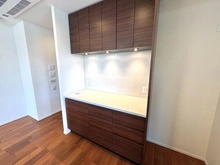 【東京都/港区六本木】ロイヤルシーズン六本木 収納（キッチン）