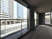 【東京都/港区六本木】ロイヤルシーズン六本木 バルコニー（南東向き）