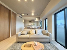 【東京都/港区西麻布】港区西麻布4丁目 中古マンション リビング・ダイニング