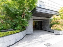 【東京都/港区西麻布】ロイヤルシーズン西麻布 アプローチ