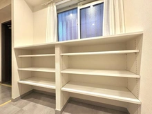【東京都/港区六本木】アンバサダー六本木 収納（玄関）