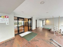 【東京都/新宿区筑土八幡町】神楽坂ハウス エントランス