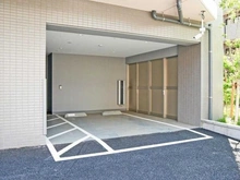 【東京都/新宿区早稲田鶴巻町】ルジェンテ早稲田 駐車場