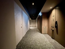 【東京都/千代田区内神田】クラッシィハウス大手町ザ・スイート 共用部：ホテルライクな内廊下
