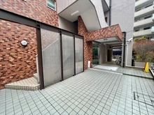 【東京都/新宿区山吹町】ベルディ早稲田東 アプローチ