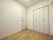 【東京都/新宿区新小川町】飯田橋第二パークファミリア 洋室（約4.3帖）