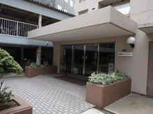 【東京都/新宿区新小川町】飯田橋第二パークファミリア エントランス